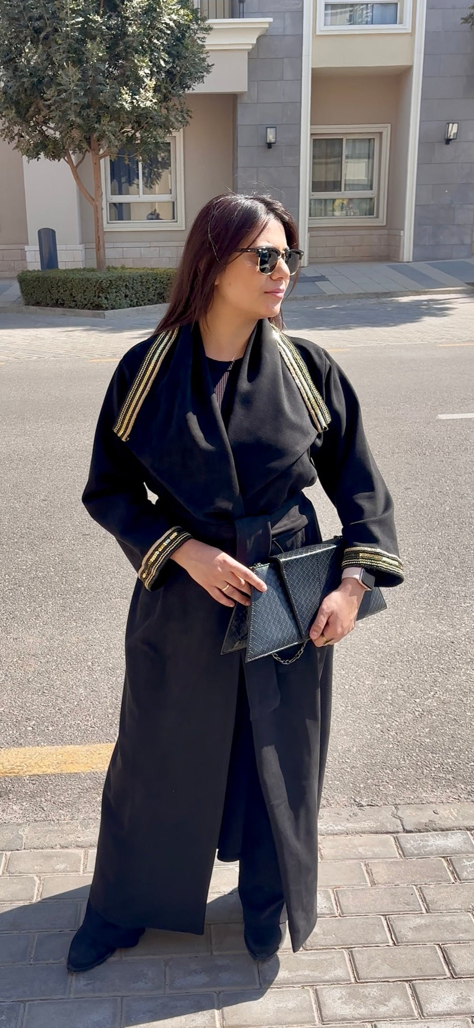 The Ramadan Glow – Black & Gold